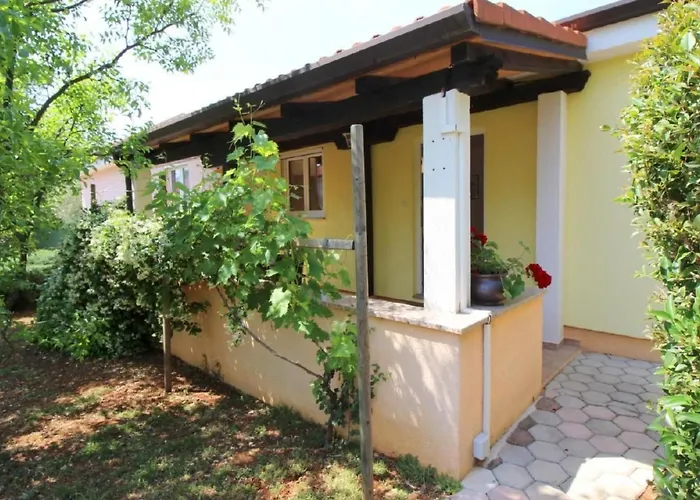 Holiday home Melisa 4 By Interhome Porec